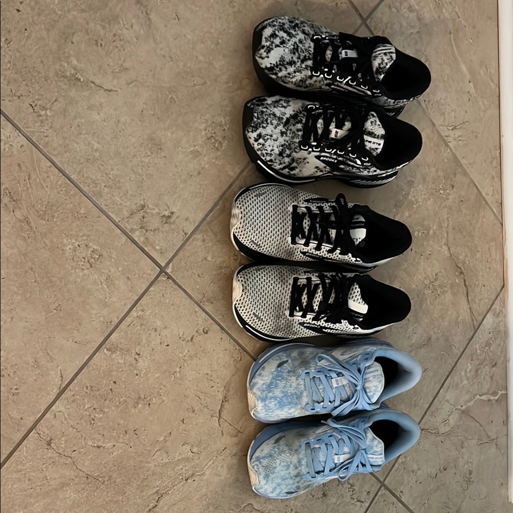 Brooks Adrenaline Running Shoes - Black, Gray, and Blue